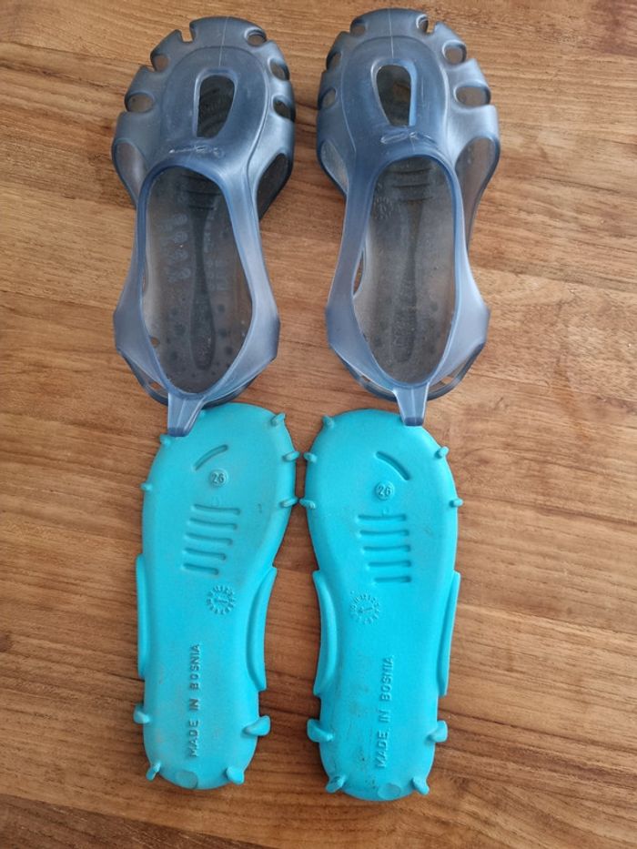 Chaussure aquatique taille 26 - photo numéro 8