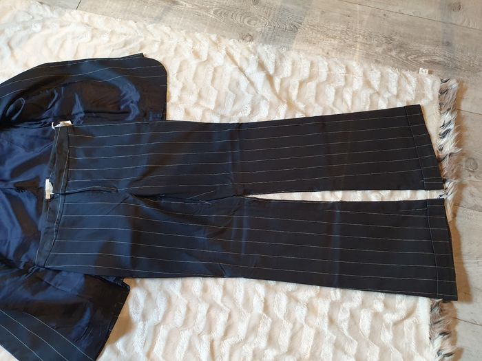 Tailleur pantalon Zara. - photo numéro 6