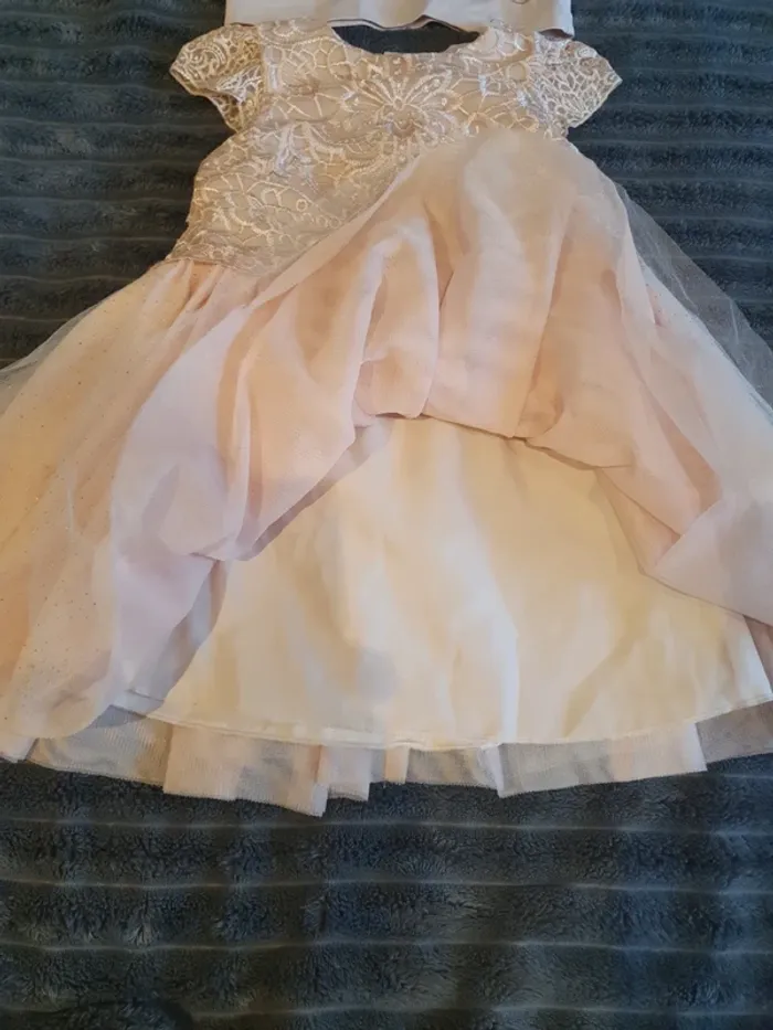 Robe 24 mois - photo numéro 3
