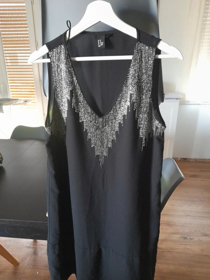 Robe à perles taille 40