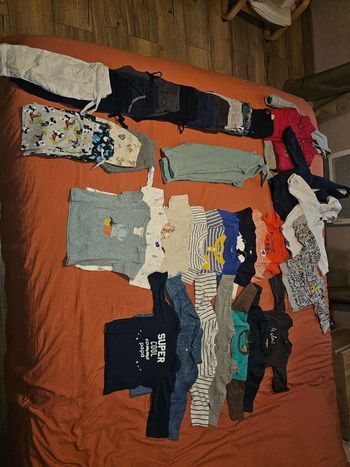 Gros lot de vêtements 6 mois garcon 