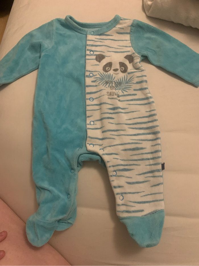 Lot 3 mois pyjama - photo numéro 10