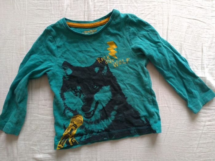 Tee shirt