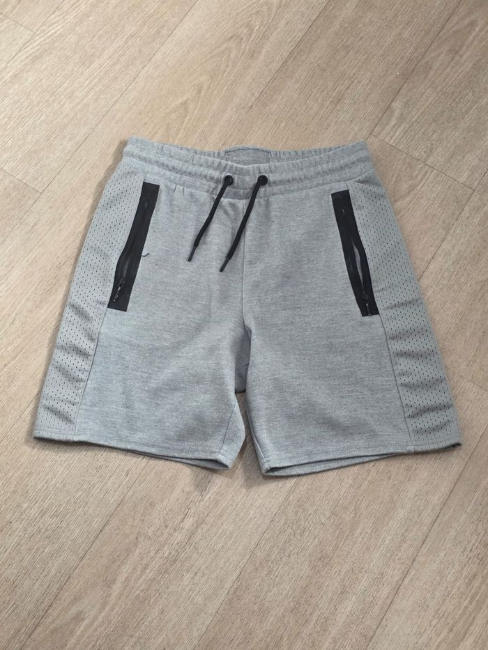 Short de sport garçon WORKOUT – Gris – Taille XS - photo numéro 3