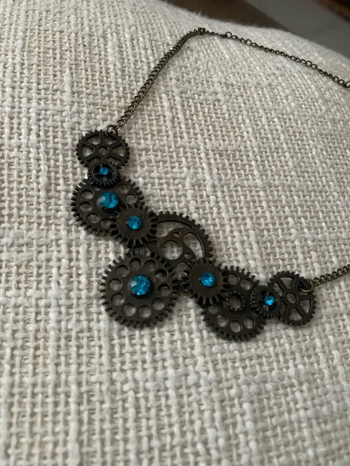 Collier engrenages - photo numéro 2