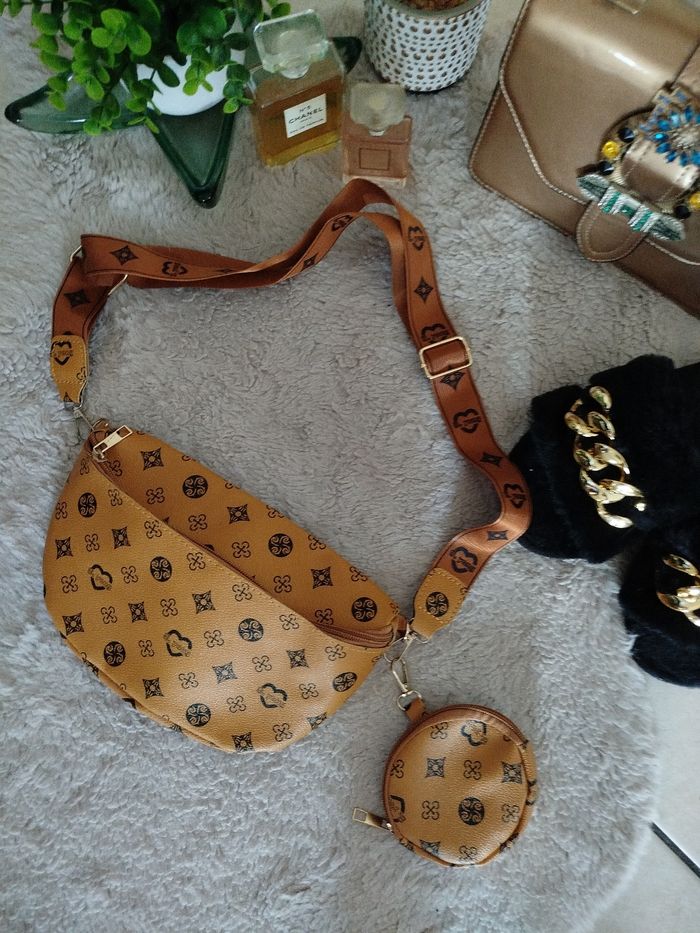 Pochette sac Banane 🍌 8.Young - photo numéro 5