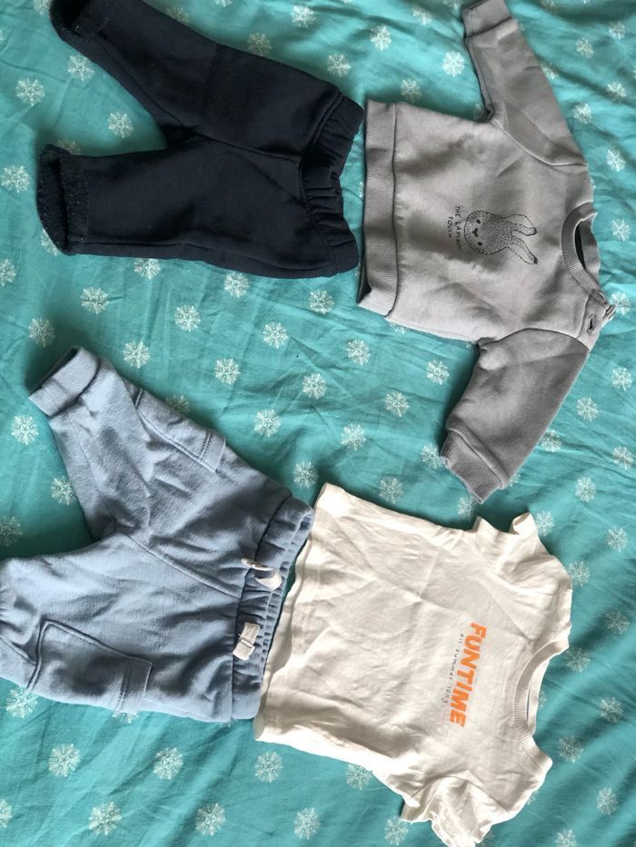 Lot ensemble bébé garçon 1 mois