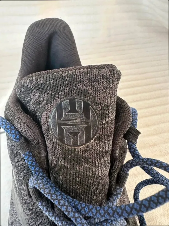 James Harden chaussures de basket taille 40 2/3 - photo numéro 8
