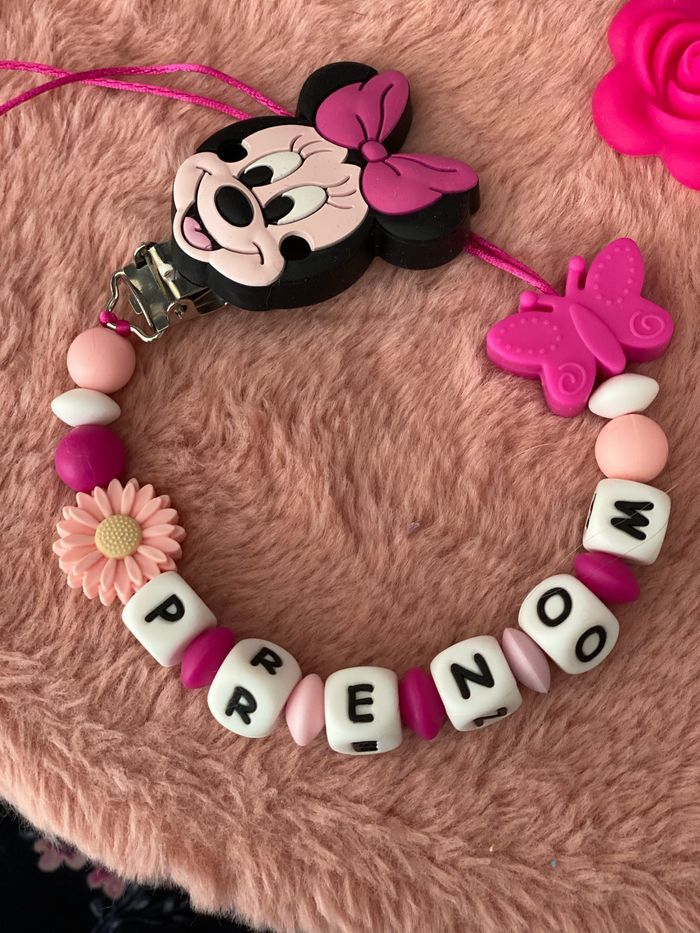 Attache tétine minnie