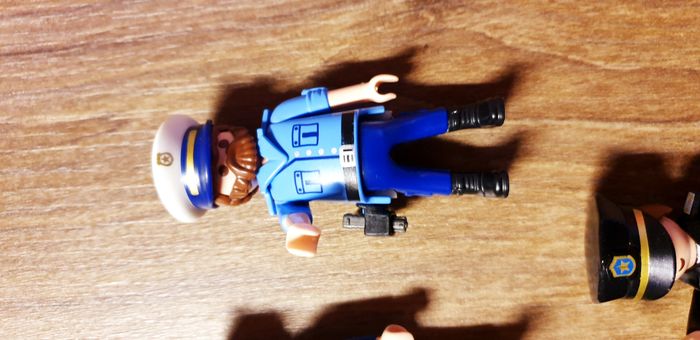 Playmobil - Lot de personnages (police) - photo numéro 5