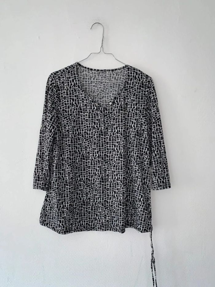 Blouse noire et blanche femme taille 42/44