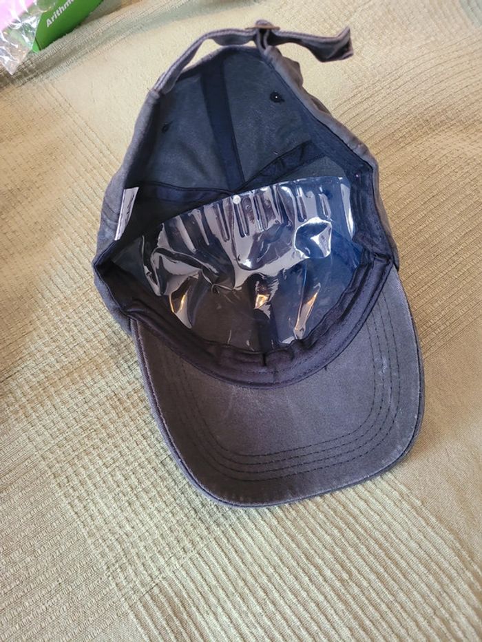 Casquette - photo numéro 3