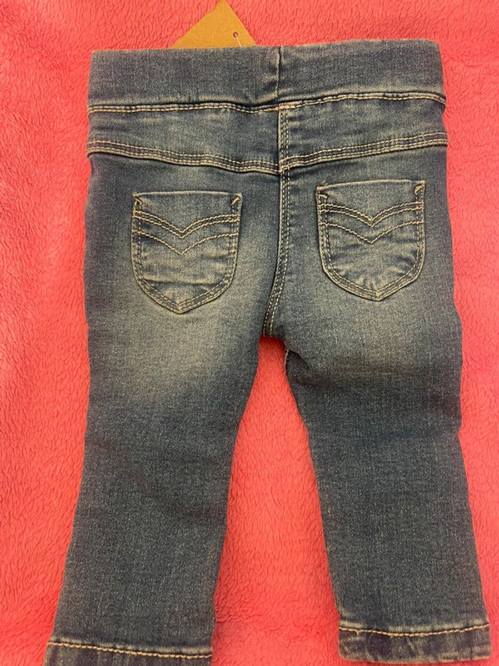 Jeans 6 mois fille - photo numéro 2
