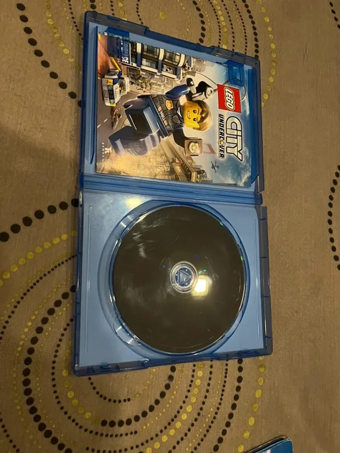 Jeu PS4 Lego City Undercover - photo numéro 2