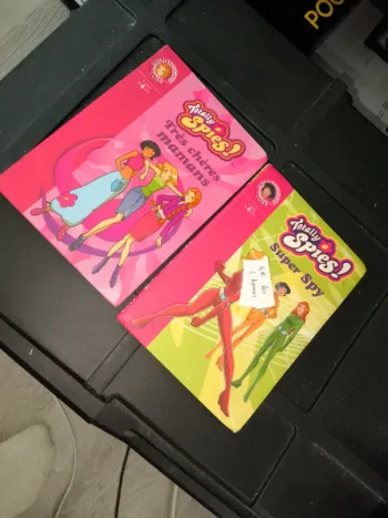 Lot 2 livres totally spies