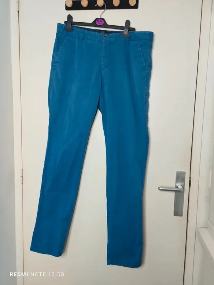 Pantalon Chino IZAC taille 44