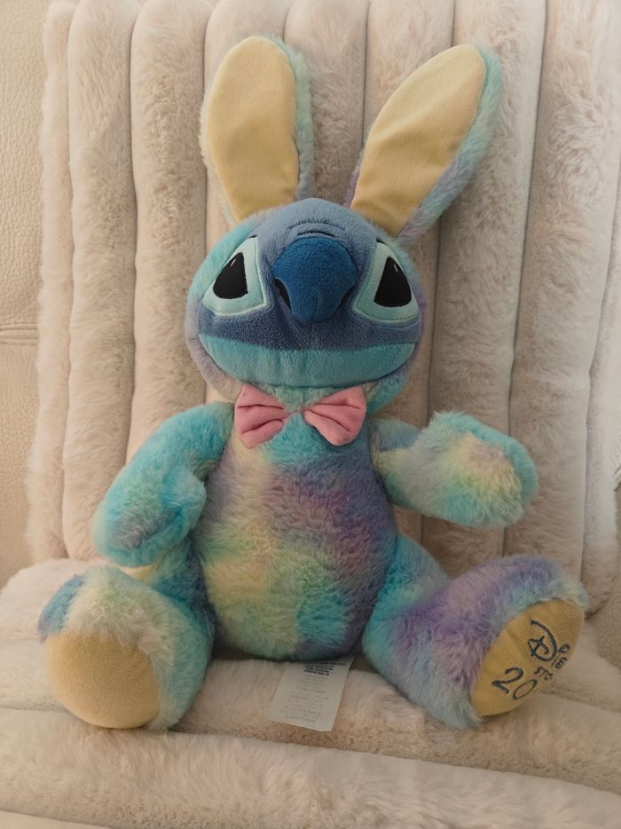 Peluche Stitch version Lapin de Pâques 2020 Disney Store - photo numéro 3
