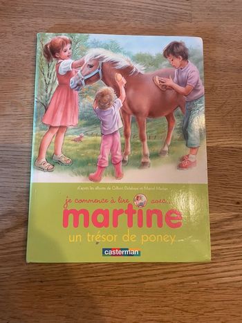 Livre Je commence à lire avec Martine un trésor de poney
