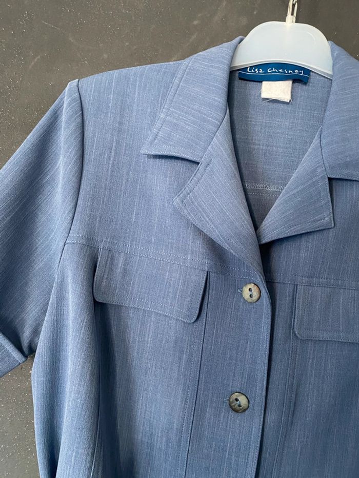 Robe chic Lisa Chesnay voir mensurations - photo numéro 2