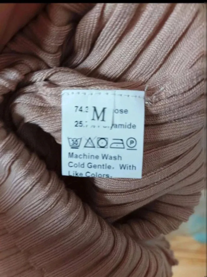 Robe pull manches longues côtelé vieux rose neuve Shein taille M (38) - photo numéro 4