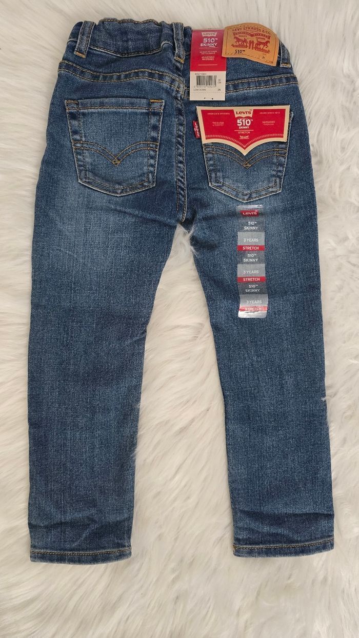 Neuf (non porté)🏷 💙😍🤩superbe Jeans skinny levis 3 ans garçon 🤩😍💙