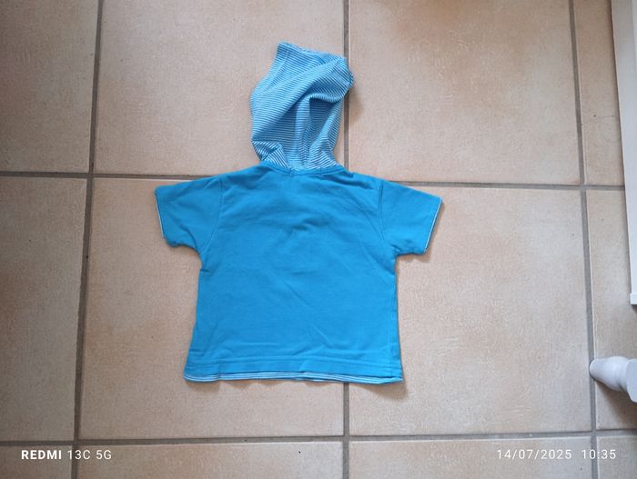 T-shirt à capuche taille 6 mois - photo numéro 3
