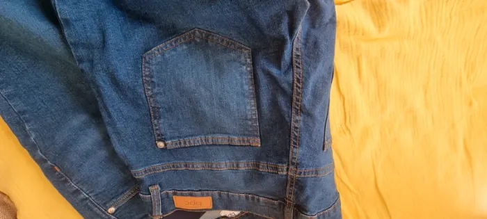 2 jeans de grossesse - photo numéro 3
