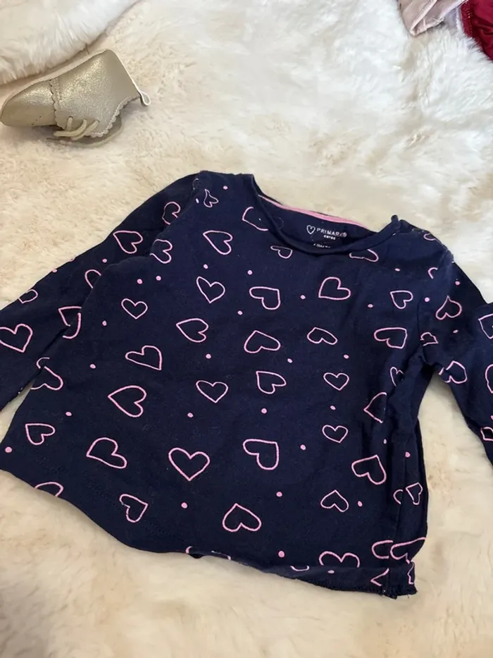 Haut cœur bébé fille primark 6/9 mois