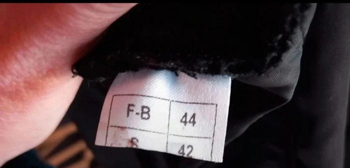 Robe noir taille 44 - photo numéro 5