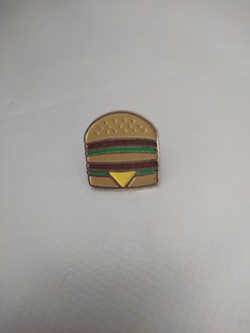 Pin's