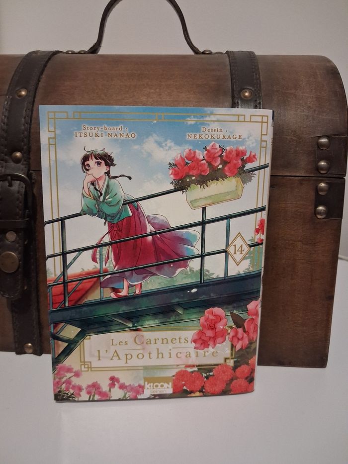 Manga Les Carnets de l'Apothicaire tome 14 jaquette collector exclusive Canal BD alternative