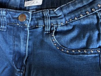 Jeans à clous 10 ans Storytelling 