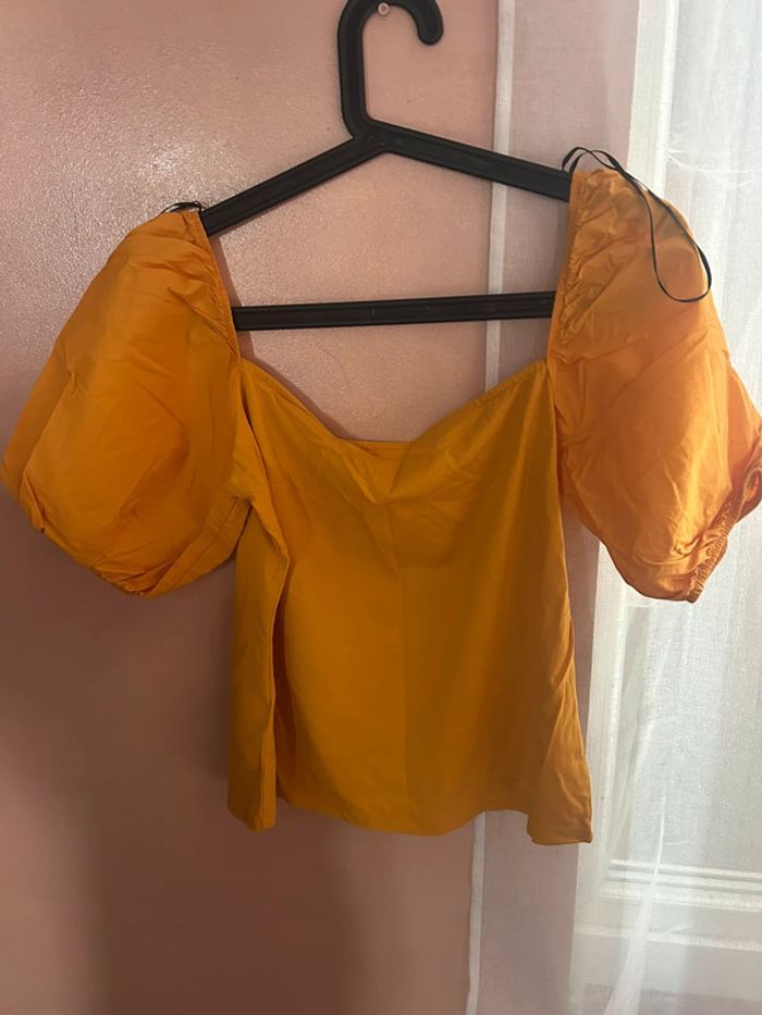 Top jaune - photo numéro 3