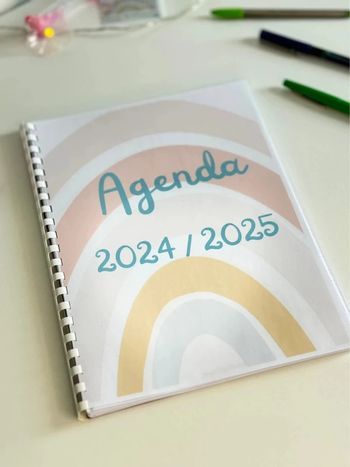 Cahier spirale reliée Agenda Scolaire 2024 2025
