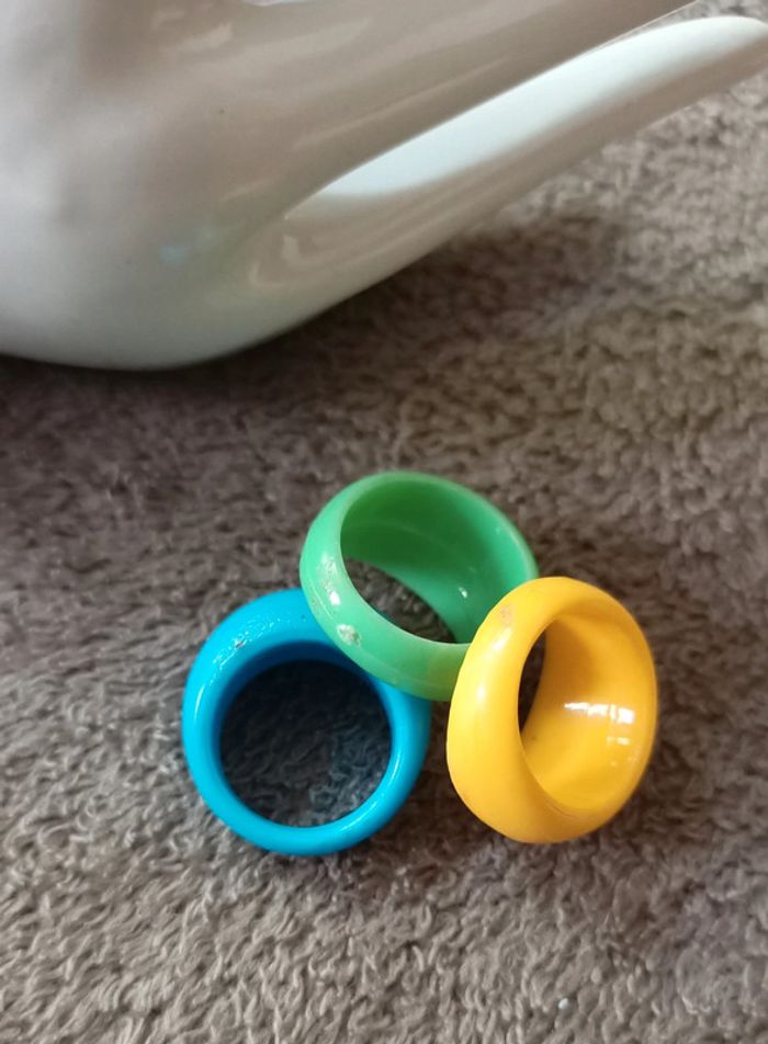 3 bagues vintage plastique - photo numéro 2