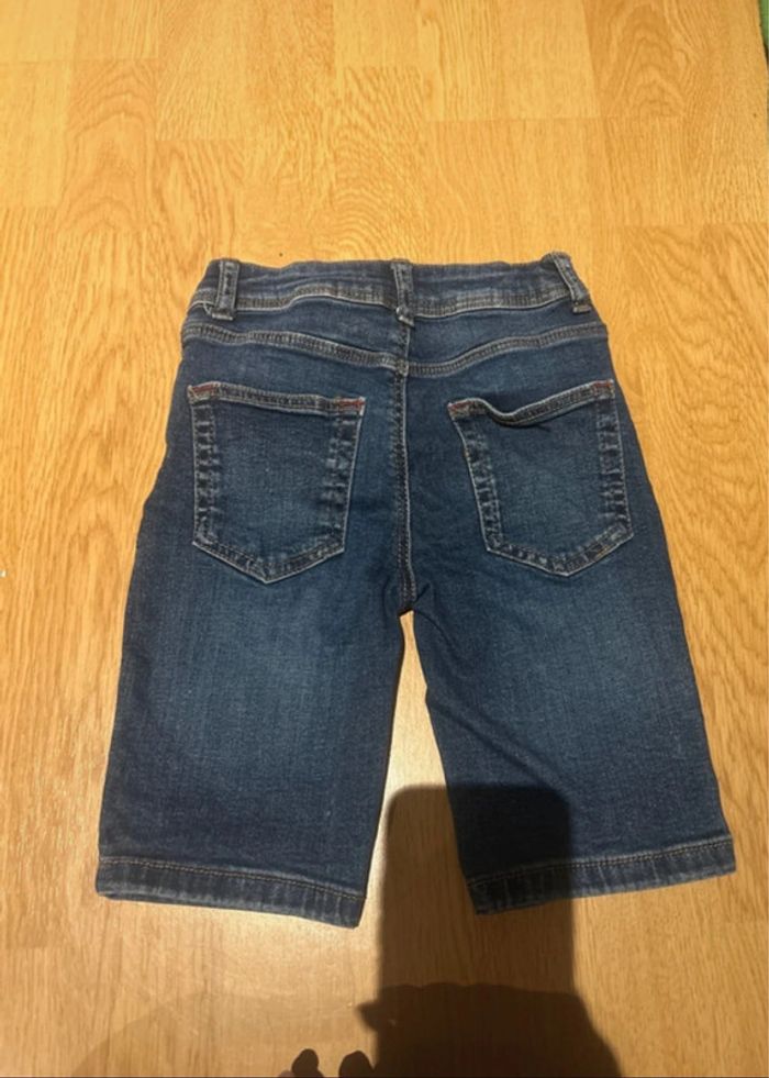 2 short identique - photo numéro 3