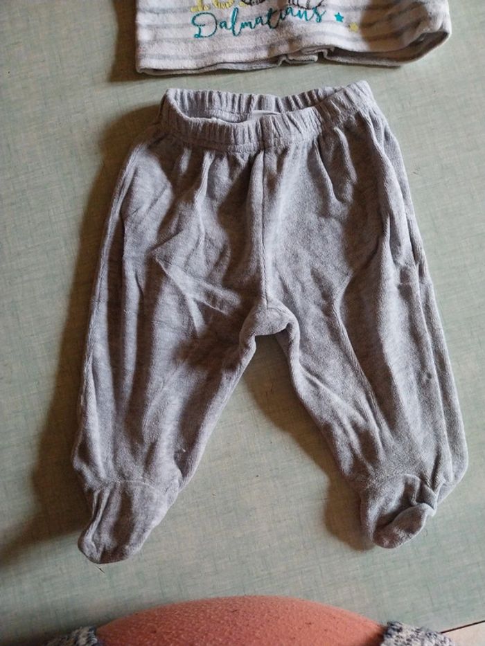 Pyjama - photo numéro 2