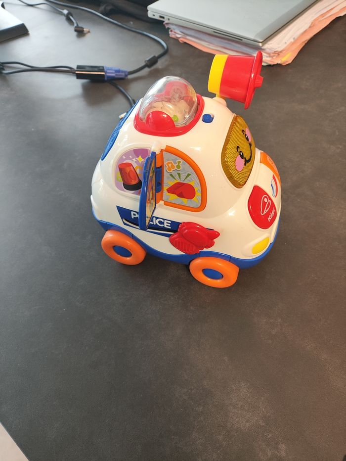 Tut tut bolide grande Voiture de Police musicale" Vtech - photo numéro 2