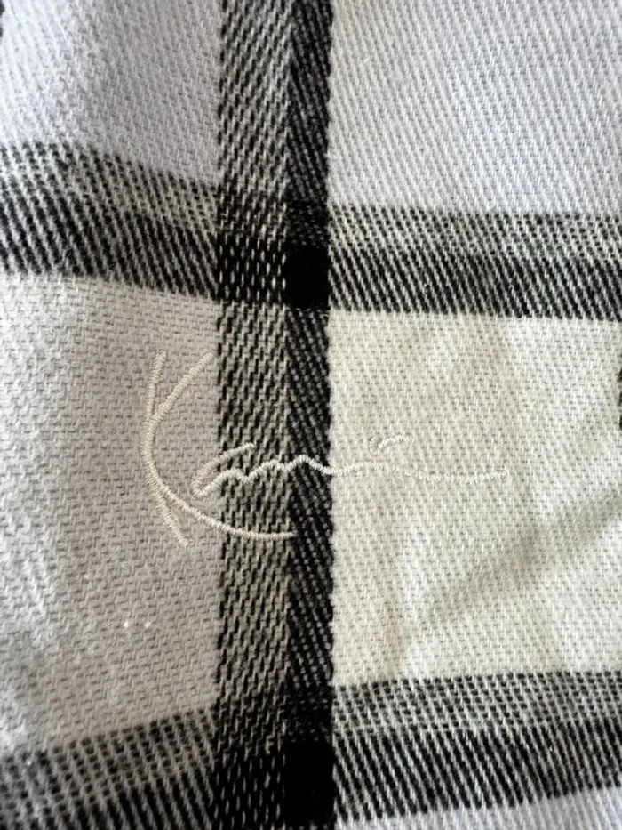 Manteau Karl Kani, taille M, très bon état, - photo numéro 3