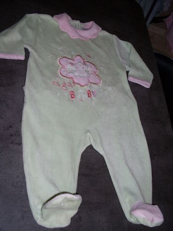 pyjama kiabi 12 mois en très bon état