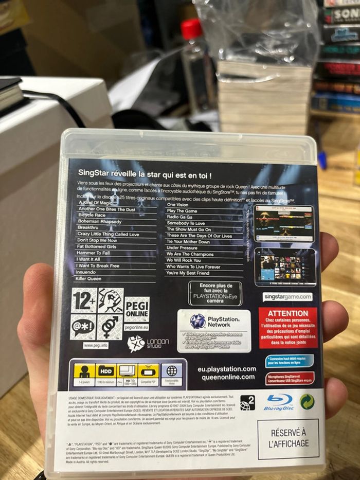 Singstar Queen - Playstation 3 / PS3 - photo numéro 2