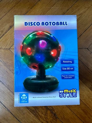 Neuve: magnifique balle rotative lumineuse