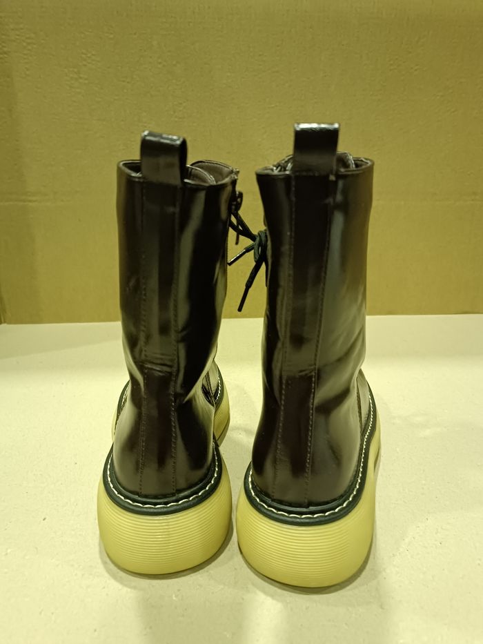 Bottes CHC Shoes marron taille 39 - photo numéro 4