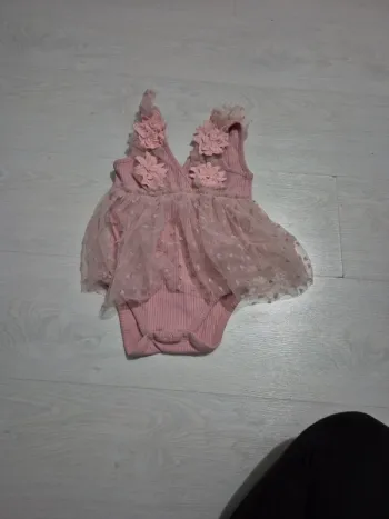 Body rose tulle