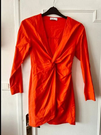 Robe courte manches longues effet torsade orange taille S Bershka