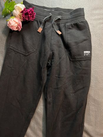 Bas décontracté noir garçon