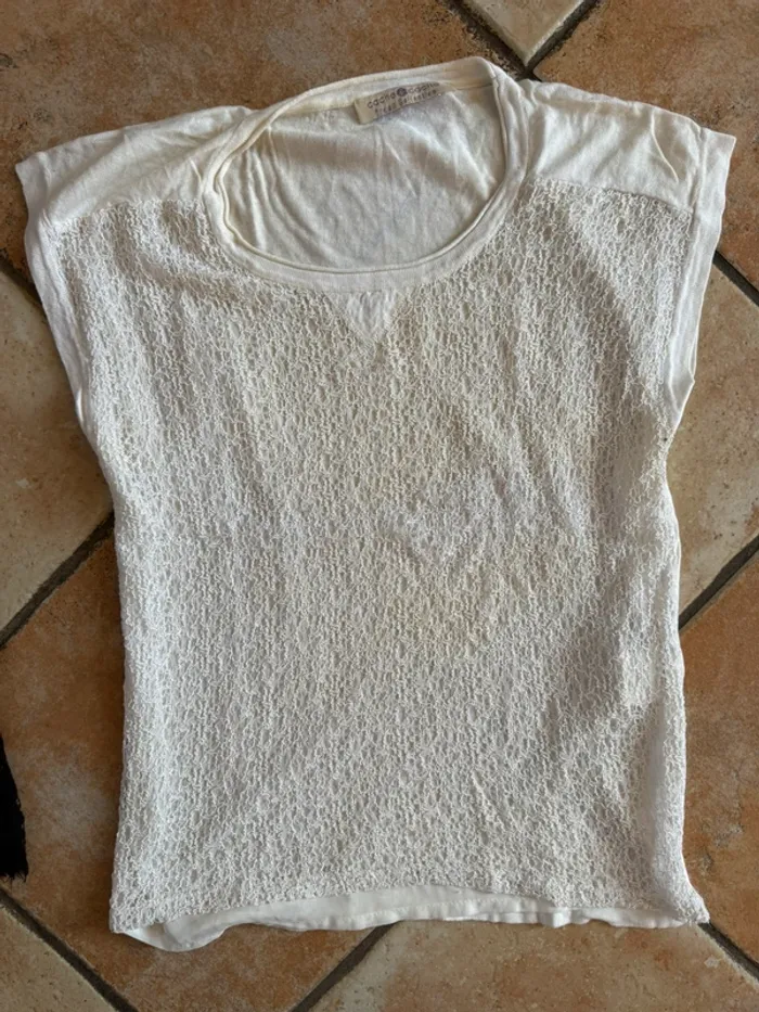 T-shirt doublé champagne avec dentelles cache cache taille 1