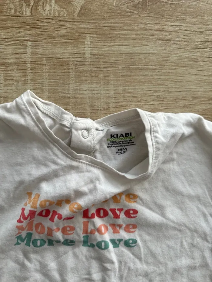 Vend t-shirt manches courtes Kiabi taille 36 mois bonne état - photo numéro 2