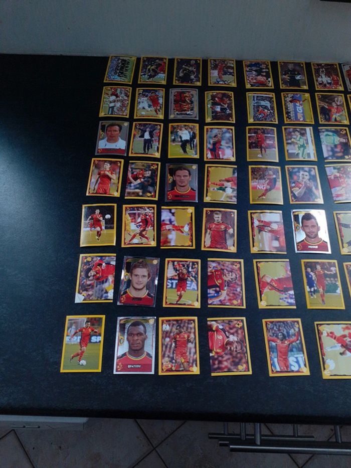 Lot de 104 stickers différents des Diables Rouges .Brazil 2014