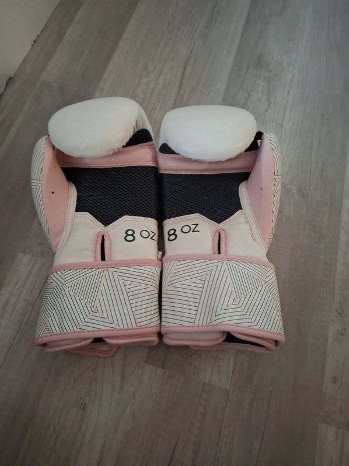 Gant de boxe fille blanc rose 8oz - photo numéro 3